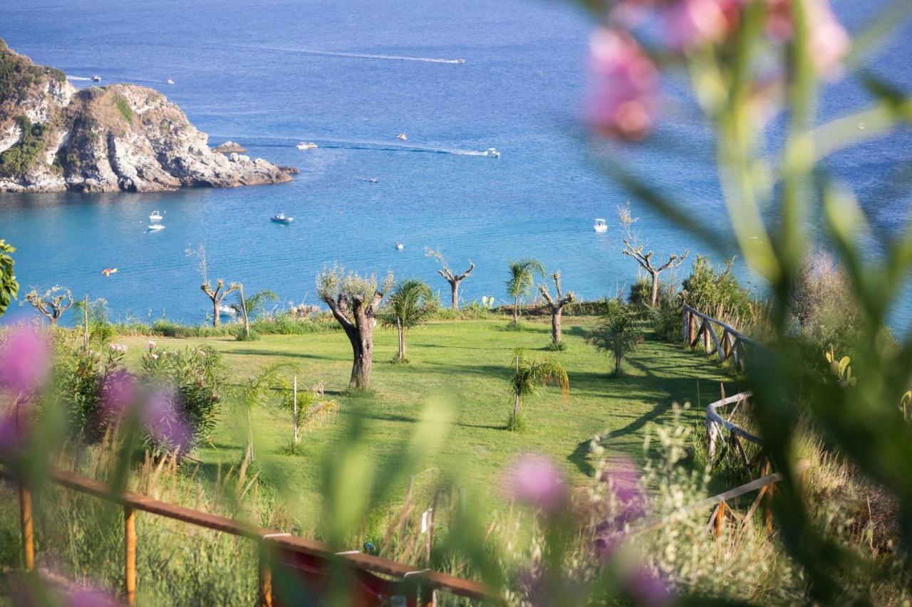 Blue Bay Resort Capo Vaticano Exterior photo