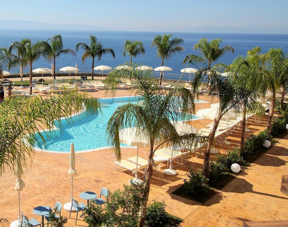 Blue Bay Resort Capo Vaticano Exterior photo