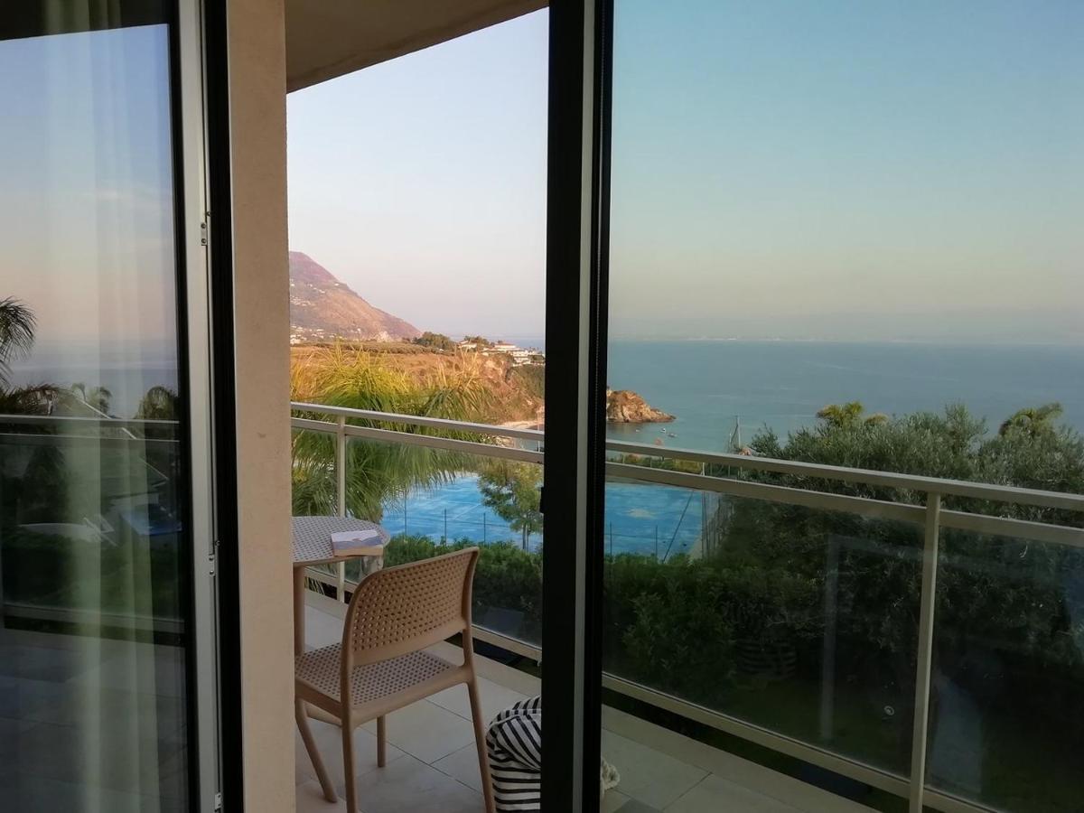 Blue Bay Resort Capo Vaticano Exterior photo