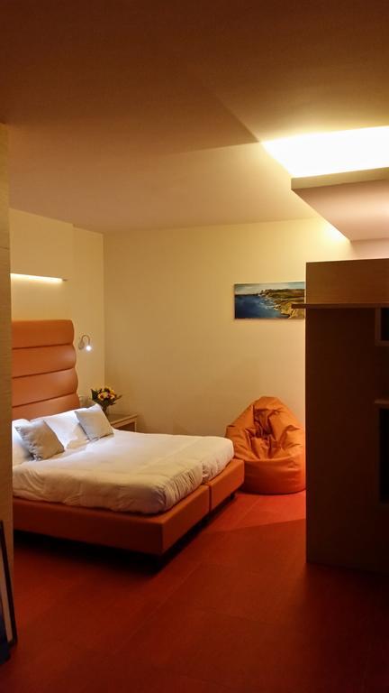 Blue Bay Resort Capo Vaticano Room photo