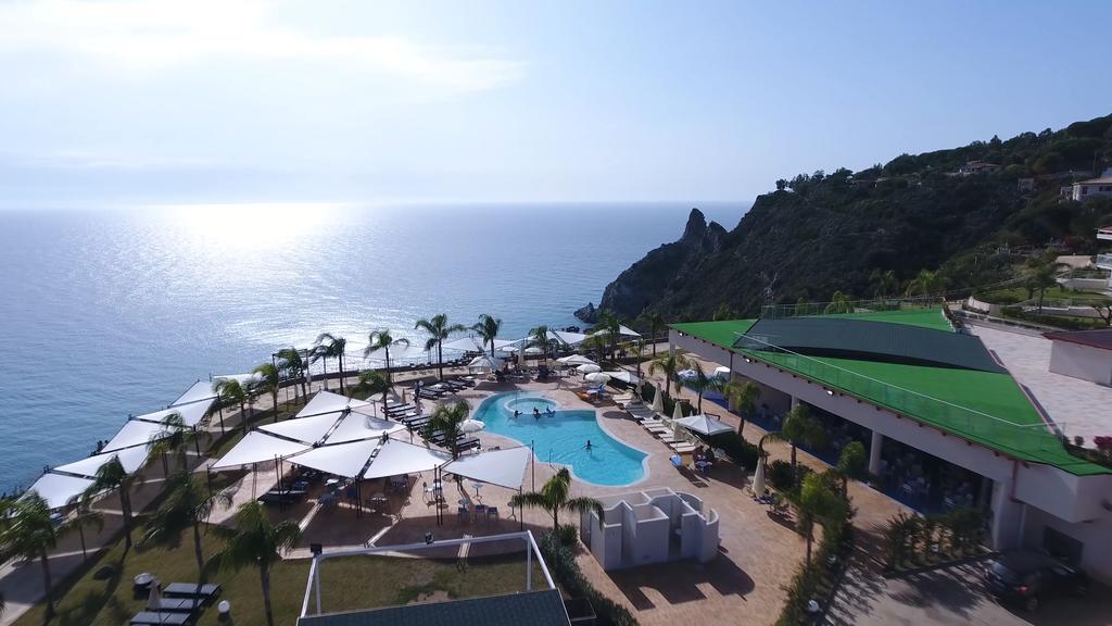 Blue Bay Resort Capo Vaticano Exterior photo
