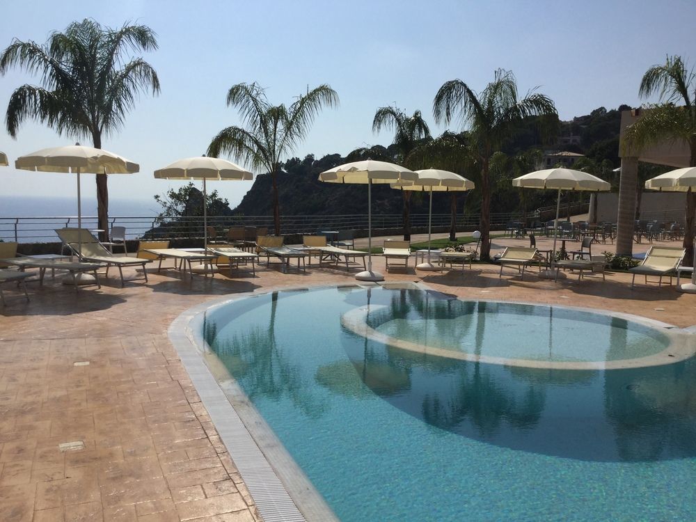 Blue Bay Resort Capo Vaticano Exterior photo