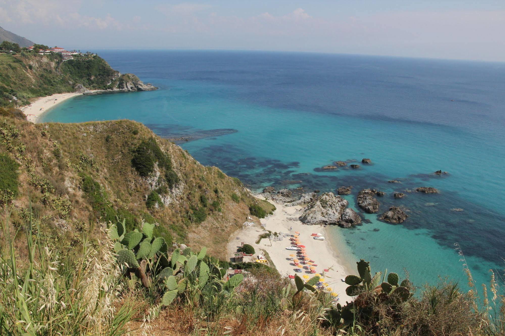 Blue Bay Resort Capo Vaticano Exterior photo